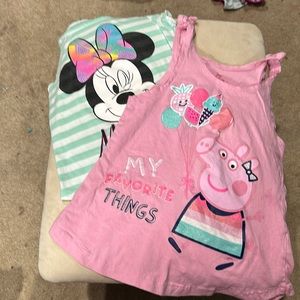 Little girls Peppa Pig and Disney shirts size 6
